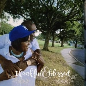 Meet your Posher, Lawrence